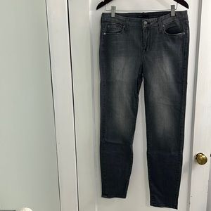 EUC Fidelity Denim. Ace Mid-rise Ultra Slim jeans in gray, size 31.
